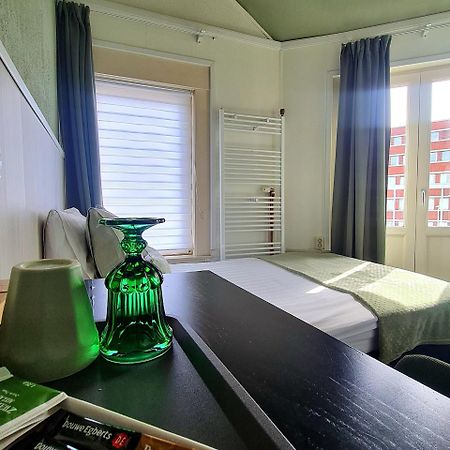 Hotel 'T Witte Huys Scheveningen デン・ハーグ エクステリア 写真