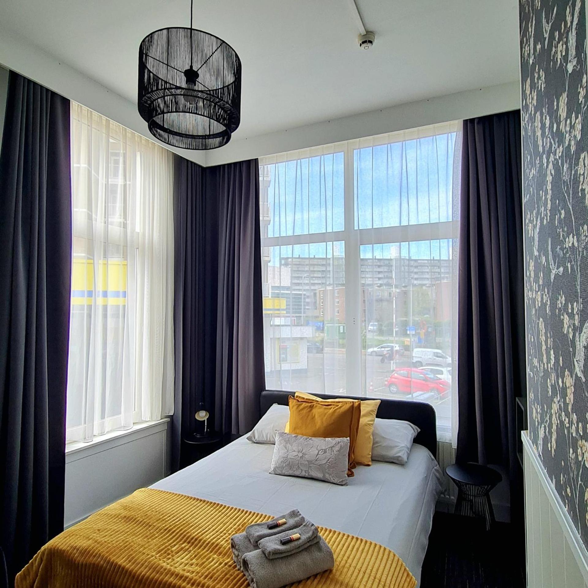 Hotel 'T Witte Huys Scheveningen デン・ハーグ エクステリア 写真