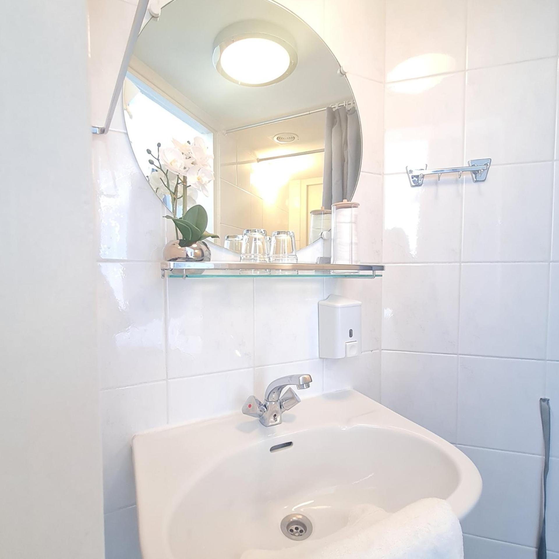 Hotel 'T Witte Huys Scheveningen デン・ハーグ エクステリア 写真