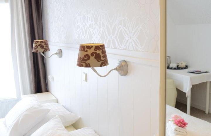 Hotel 'T Witte Huys Scheveningen デン・ハーグ エクステリア 写真